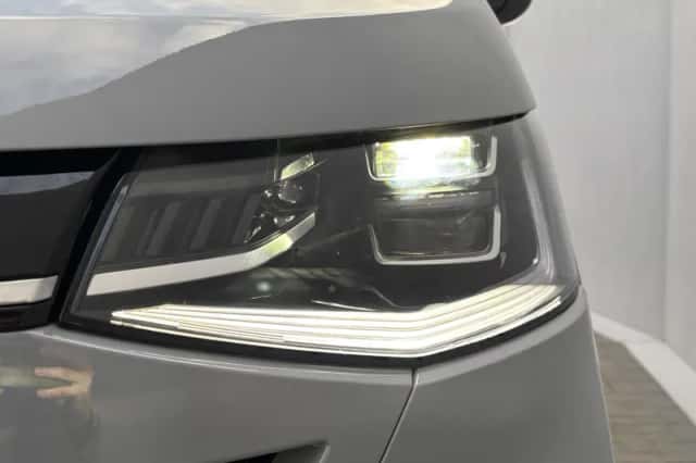 Volkswagen E-Transporter Caravelle (2025) thumbnail 30