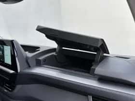 Volkswagen E-Transporter Caravelle (2025) thumbnail 35