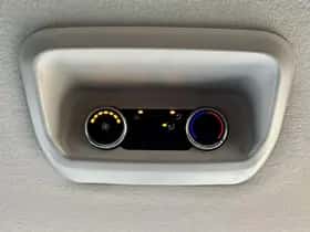 Volkswagen E-Transporter Caravelle (2025) thumbnail 39