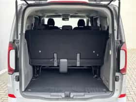 Volkswagen E-Transporter Caravelle (2025) thumbnail 46