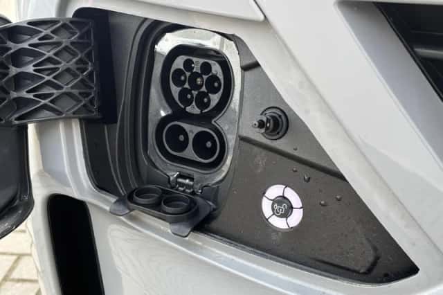Volkswagen E-Transporter Caravelle (2025) thumbnail 56