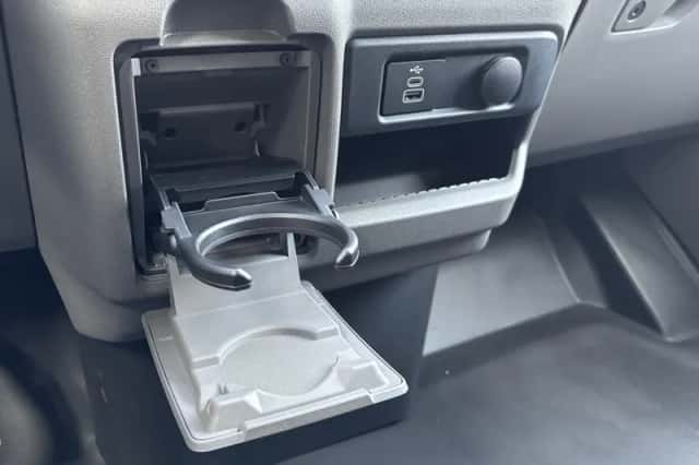Volkswagen E-Transporter Caravelle (2025) thumbnail 62