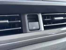 Volkswagen E-Transporter Caravelle (2025) thumbnail 62