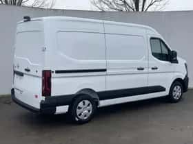 Nissan Interstar (2025) thumbnail 4