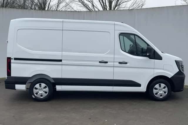 Nissan Interstar (2026) thumbnail 9