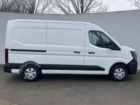 Nissan Interstar (2025) thumbnail 10