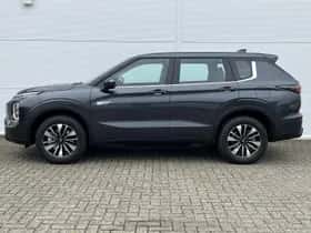 Mitsubishi Outlander (2026) thumbnail 11