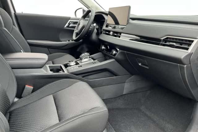 Mitsubishi Outlander (2026) thumbnail 19