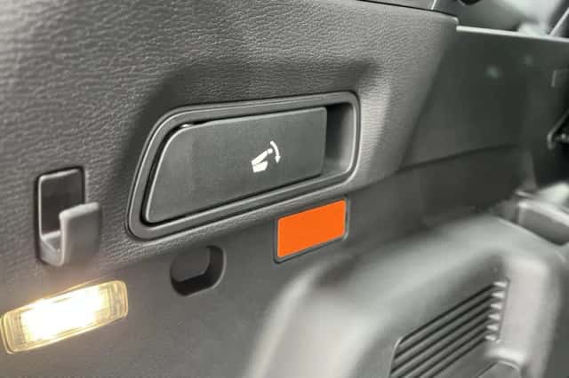 Mitsubishi Outlander (2026) thumbnail 33