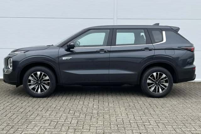 Mitsubishi Outlander (2026) thumbnail 9