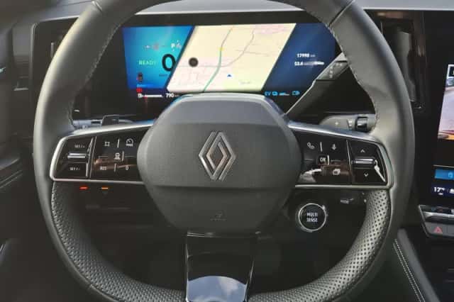 Renault Austral (2025) thumbnail 10