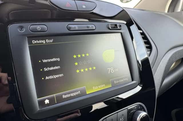 Renault Captur (2019) thumbnail 38