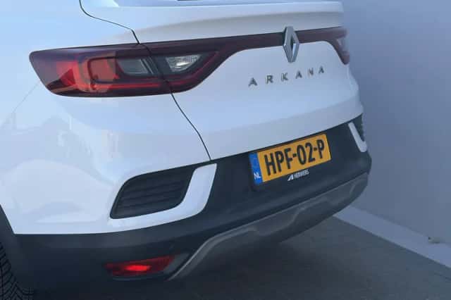 Renault Arkana (2022) thumbnail 38