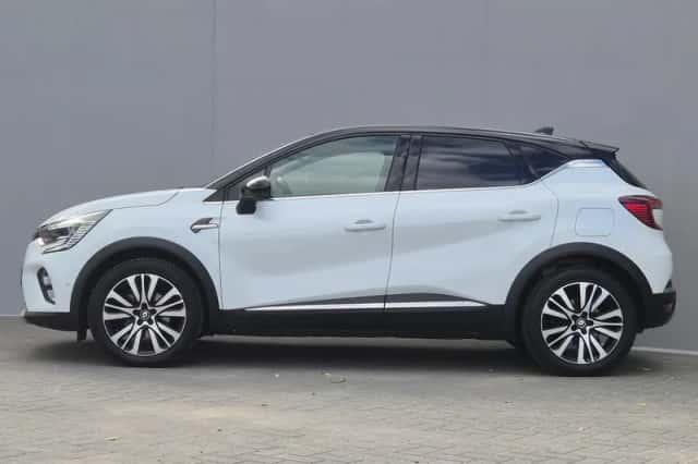 Renault Captur (2022) thumbnail 11