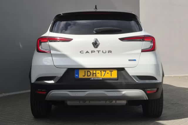 Renault Captur (2022) thumbnail 28