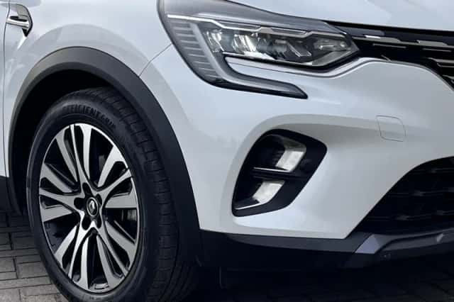 Renault Captur (2021) thumbnail 41