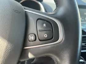 Renault Clio (2019) thumbnail 22