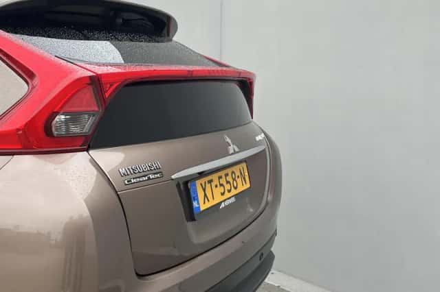 Mitsubishi Eclipse Cross (2019) thumbnail 25