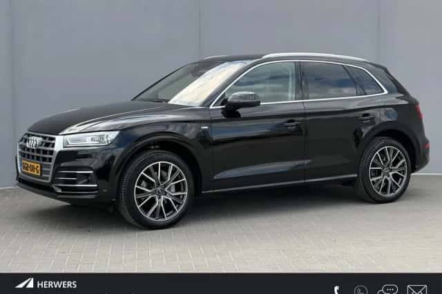 Audi Q5 (2021) thumbnail 1