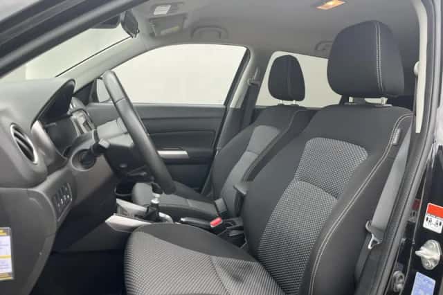 Suzuki Vitara (2020) thumbnail 5