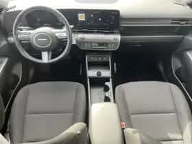 Hyundai Kona (2023) thumbnail 5
