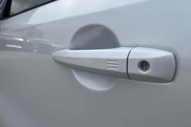 Nissan Ariya (2026) thumbnail 40