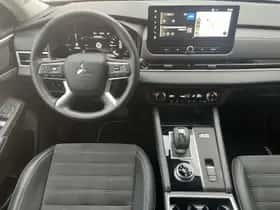 Mitsubishi Outlander (2025) thumbnail 31
