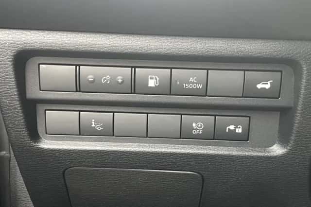 Mitsubishi Outlander (2025) thumbnail 42