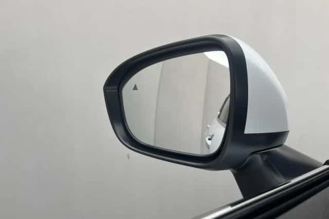 Mitsubishi Outlander (2025) thumbnail 44