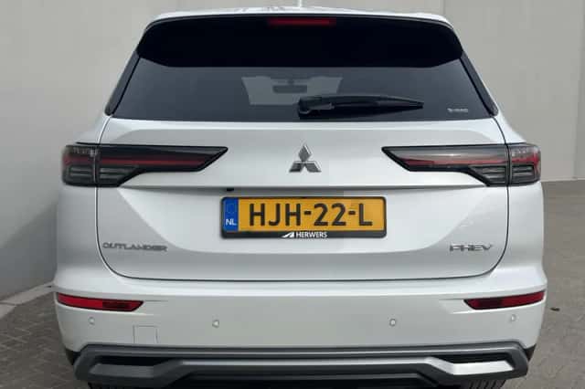 Mitsubishi Outlander (2025) thumbnail 46