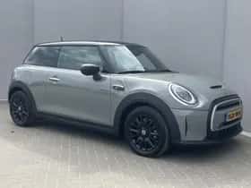 MINI Electric (2022) thumbnail 22