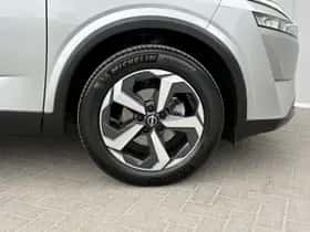 Nissan Qashqai (2023) thumbnail 25