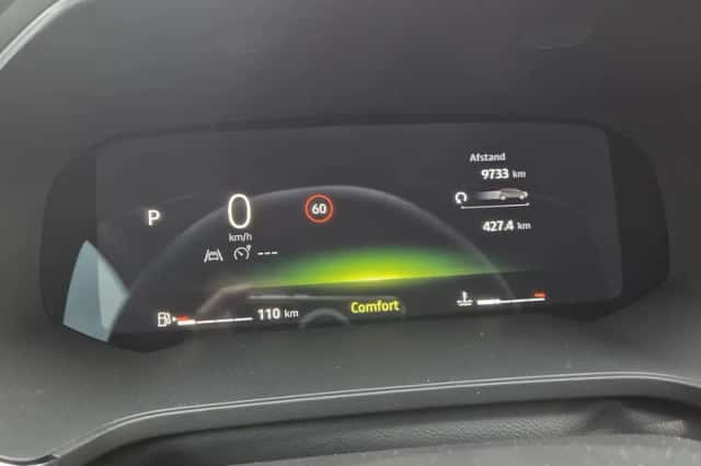 Renault Captur (2024) thumbnail 12