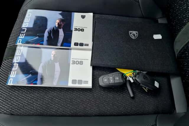 Peugeot 308 (2025) thumbnail 3