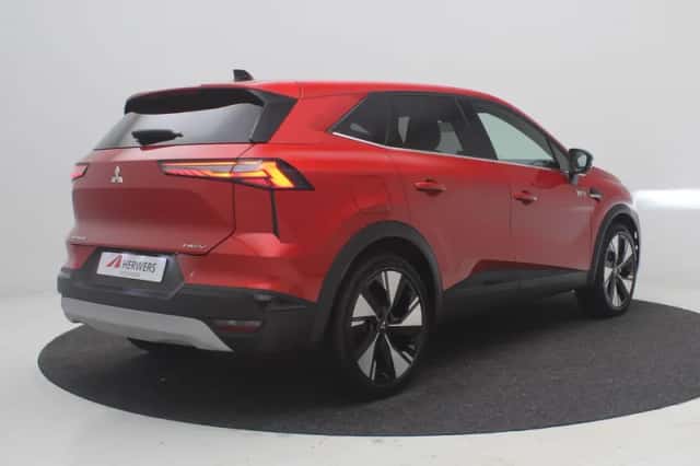 Mitsubishi Grandis (2026) thumbnail 3