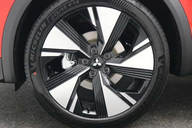 Mitsubishi Grandis (2026) thumbnail 8