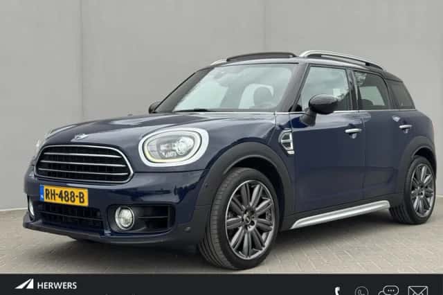 MINI Countryman (2017) thumbnail 1