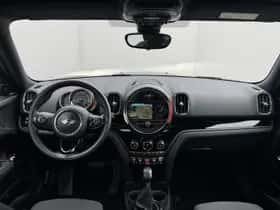 MINI Countryman (2017) thumbnail 5