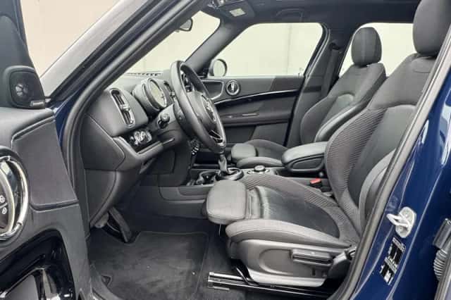 MINI Countryman (2017) thumbnail 6