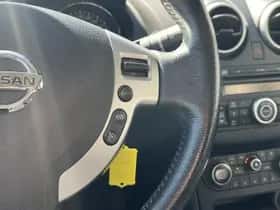 Nissan Qashqai (2010) thumbnail 13