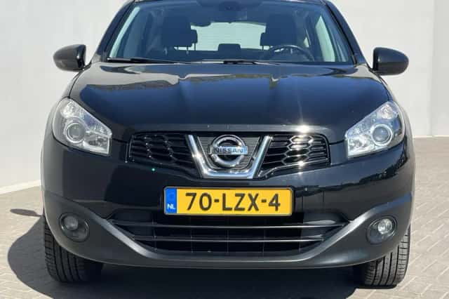 Nissan Qashqai (2010) thumbnail 23