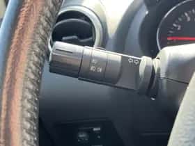 Nissan Qashqai (2010) thumbnail 36
