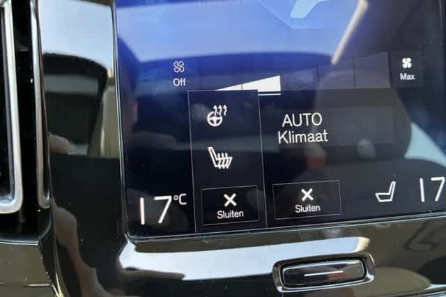 Volvo XC40 (2020) thumbnail 8