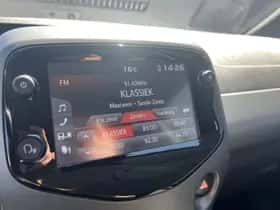 Toyota Aygo (2018) thumbnail 32