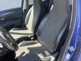 Toyota Aygo (2018) thumbnail 9