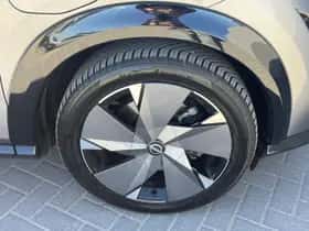 Nissan Ariya (2022) thumbnail 17
