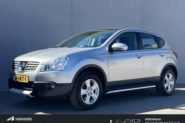 Nissan Qashqai (2008) thumbnail 1