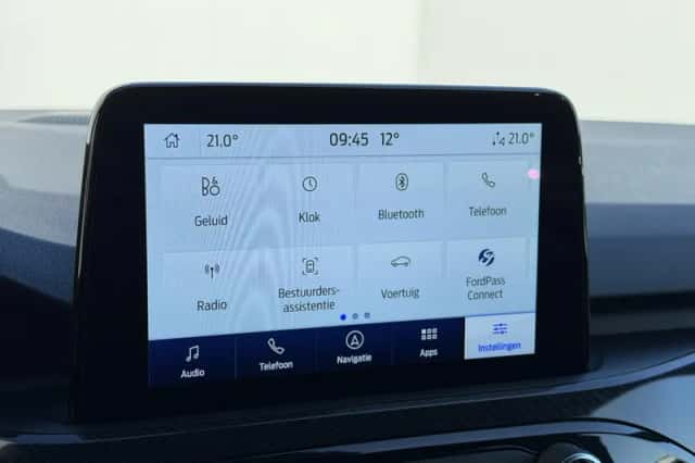 Ford Kuga (2023) thumbnail 26