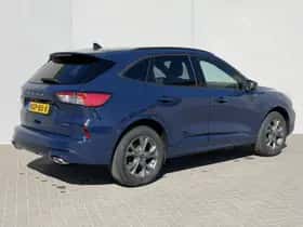 Ford Kuga (2023) thumbnail 6
