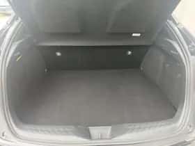 Toyota C-HR (2021) thumbnail 23